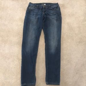 Chloe Denim Architect light wash skinny jeans!